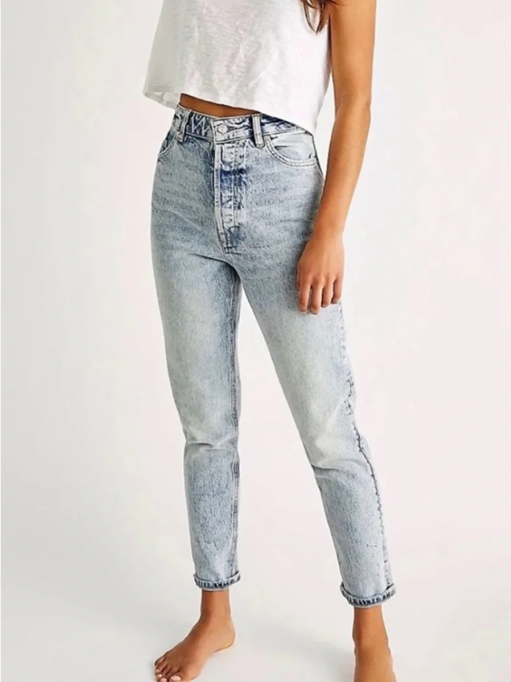 Free People We The Free Zuri High Rise Mom Jeans Acid Wash 28 Straight Leg